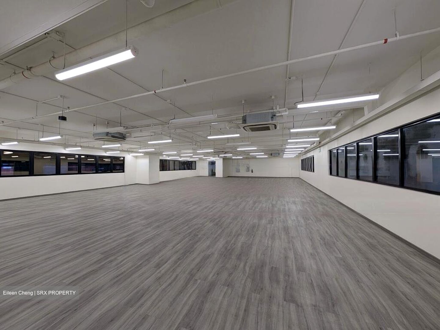 Tuas South Street 15 (D22), Warehouse #454326091